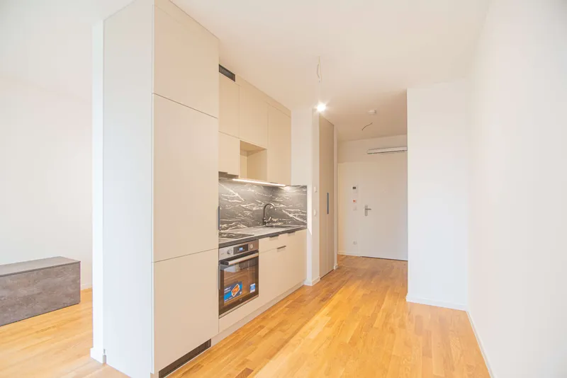 Stylish 1-Room New Build with Private Terrace — photo 1